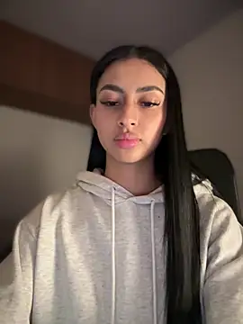 maddy bronw  online show from 15, 3, 2025