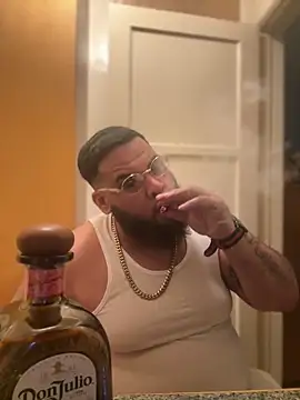 Snapshot of fatboyjayohh126 chatting on 19, 4, 2026 fatboyjayohh126 online show from 19, 4, 2026