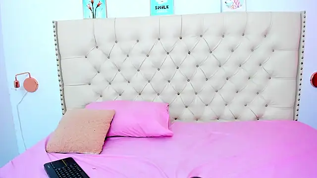 Snapshot of Kim_Eli chatting on 4, 1, 2025 Kim Eli online show from 4, 1, 2025