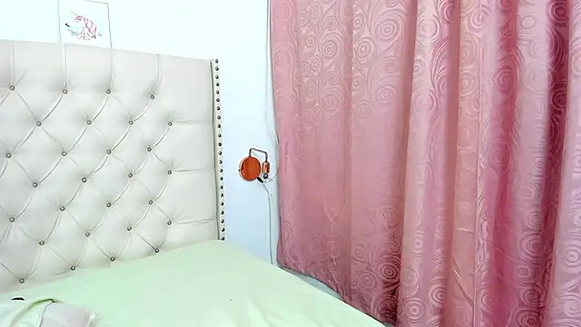 Snapshot of Kim_Eli chatting on 30, 1, 2025 Kim Eli online show from 30, 1, 2025