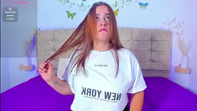 Snapshot of Catherine_summer1 chatting on 26, 3, 2026 Catherine summer1 online show from 26, 3, 2026