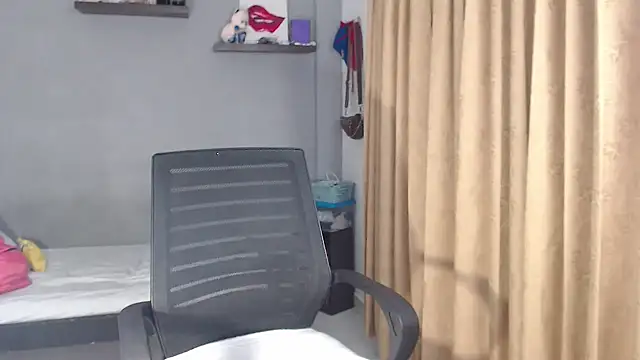 SusanLeroy online show from 1, 12, 2025