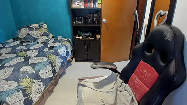 peanut tangerine online show from 12, 9, 2025