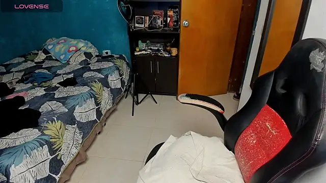 peanut tangerine online show from 20, 9, 2025