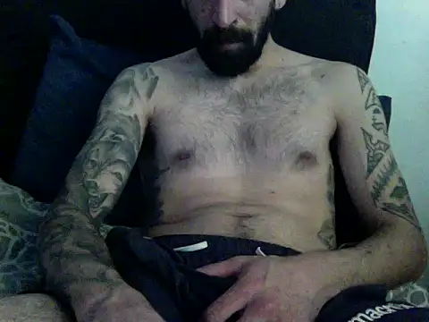 Snapshot of gaita2 chatting on 21, 10, 2025 gaita2 online show from 21, 10, 2025