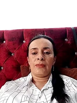 Samantha Sullivan  online show from 28, 1, 2025