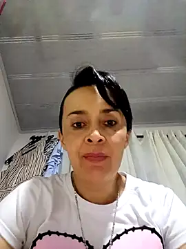 Samantha Sullivan  online show from 11, 3, 2025