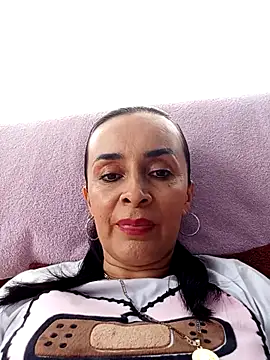 Samantha Sullivan  online show from 8, 10, 2025