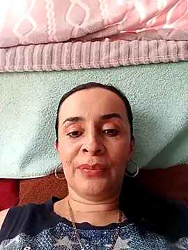 Samantha Sullivan  online show from 25, 10, 2025