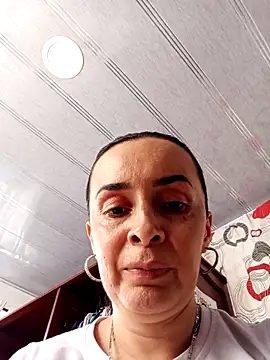 Samantha Sullivan  online show from 30, 10, 2025