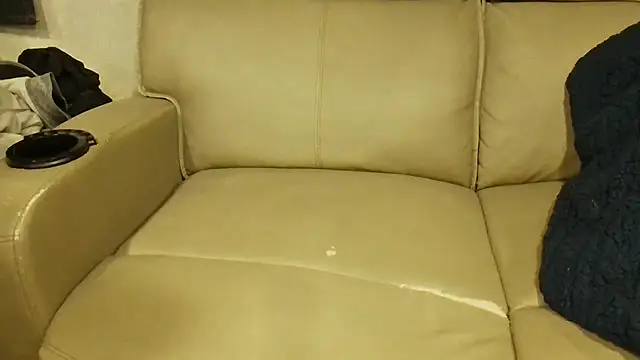 Snapshot of overaveragefreak4you chatting on 9, 3, 2026 overaveragefreak4you online show from 9, 3, 2026