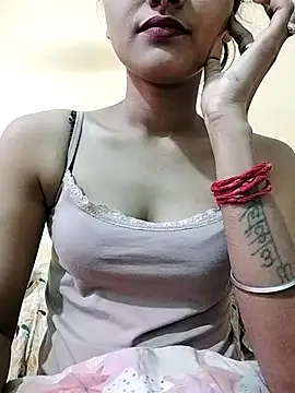 Snapshot of MISSQUEEN48 chatting on 6, 2, 2026 MISSQUEEN48 online show from 6, 2, 2026
