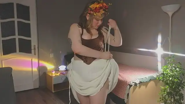 Kira Citro online show from 29, 10, 2025