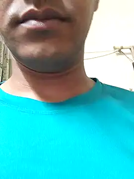 Snapshot of Wild-Honey chatting on 2, 12, 2024 Wild-Honey online show from 2, 12, 2024