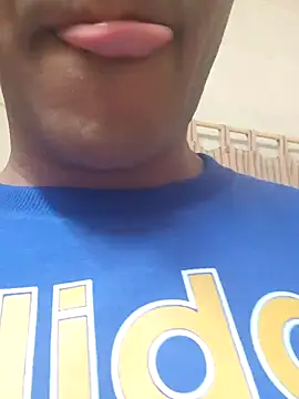 Snapshot of Wild-Honey chatting on 16, 12, 2024 Wild-Honey online show from 16, 12, 2024