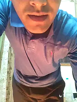 Snapshot of Wild-Honey chatting on 24, 12, 2024 Wild-Honey online show from 24, 12, 2024