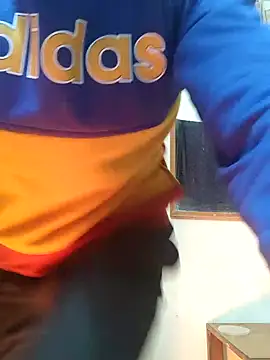 Snapshot of Wild-Honey chatting on 16, 1, 2025 Wild-Honey online show from 16, 1, 2025