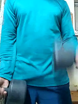 Snapshot of Wild-Honey chatting on 2, 3, 2025 Wild-Honey online show from 2, 3, 2025