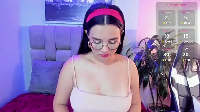 Snapshot of alys_baker chatting on 15, 3, 2025 alys baker online show from 15, 3, 2025