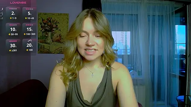 Snapshot of TaylorBre chatting on 7, 10, 2025 TaylorBre online show from 7, 10, 2025