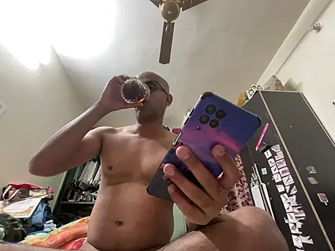 Snapshot of SammyChocolateIndian chatting on 1, 2, 2025 SammyChocolateIndian online show from 1, 2, 2025