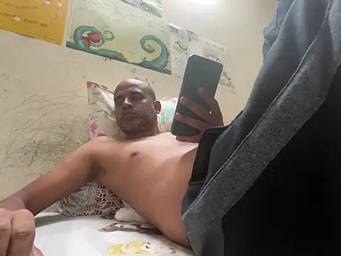 Snapshot of SammyChocolateIndian chatting on 24, 9, 2025 SammyChocolateIndian online show from 24, 9, 2025