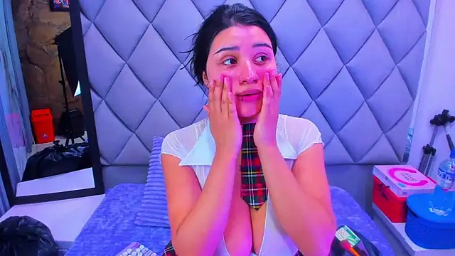 venusowen  online show from 29, 11, 2025