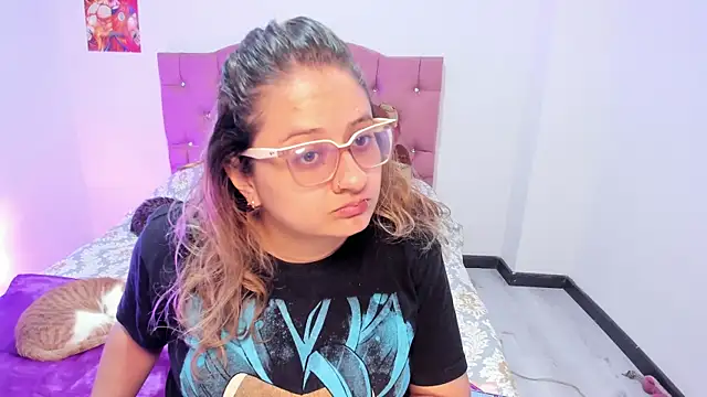 AnnieBigBoobs online show from 20, 11, 2025