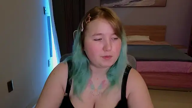 Snapshot of ChimberWol chatting on 7, 4, 2026 ChimberWol online show from 7, 4, 2026