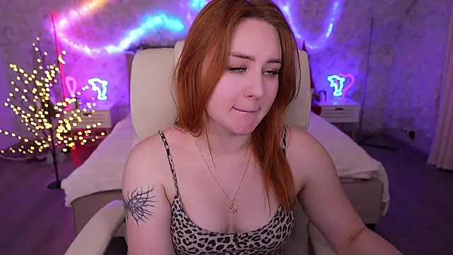 Snapshot of LovelyBell chatting on 28, 1, 2025 LovelyBell online show from 28, 1, 2025