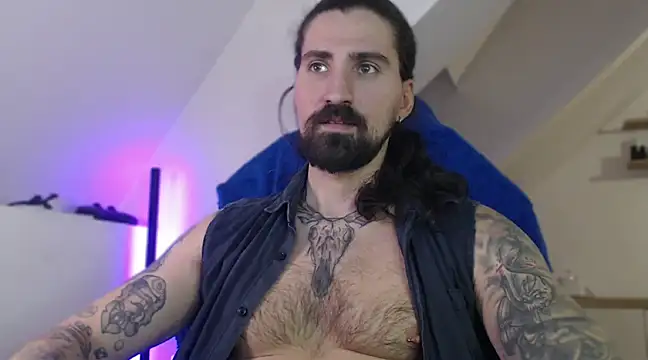 MateoHunk online show from 22, 2, 2025