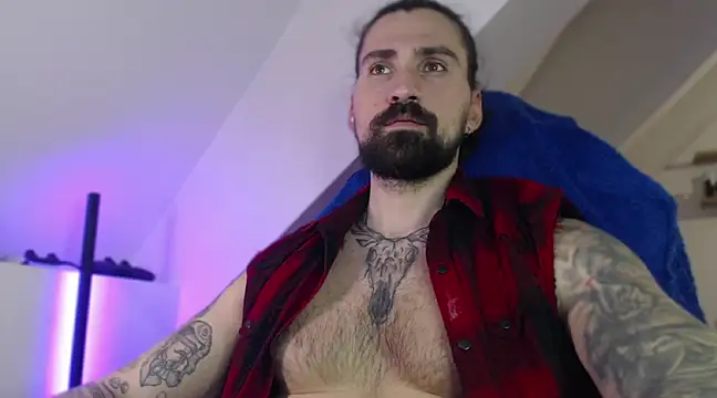 MateoHunk online show from 3, 3, 2025