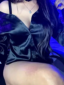 Hot royalbhabhi online show from 12, 1, 2026