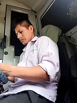 Snapshot of alexchir4 chatting on 11, 9, 2025 alexchir4 online show from 11, 9, 2025