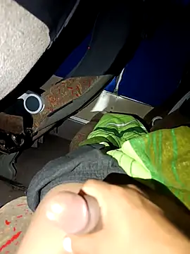 Snapshot of alexchir4 chatting on 18, 9, 2025 alexchir4 online show from 18, 9, 2025