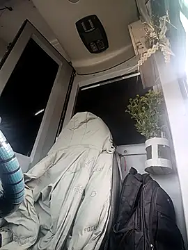 Snapshot of alexchir4 chatting on 30, 10, 2025 alexchir4 online show from 30, 10, 2025