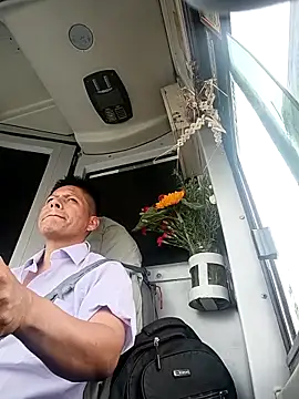 Snapshot of alexchir4 chatting on 5, 11, 2025 alexchir4 online show from 5, 11, 2025