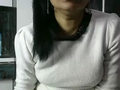 Snapshot of l_l_ish chatting on 11, 1, 2025 l l ish online show from 11, 1, 2025
