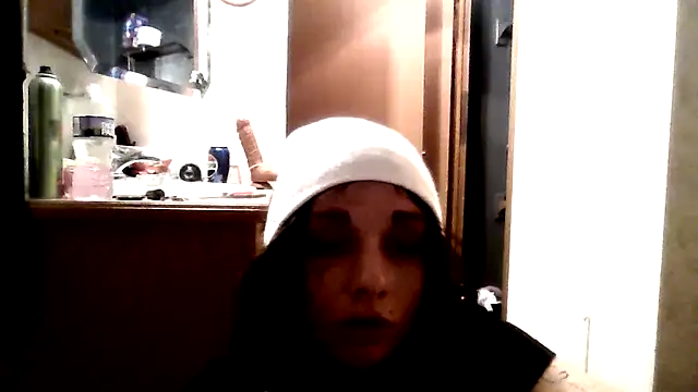 Snapshot of LitLilt chatting on 11, 1, 2026 LitLilt online show from 11, 1, 2026