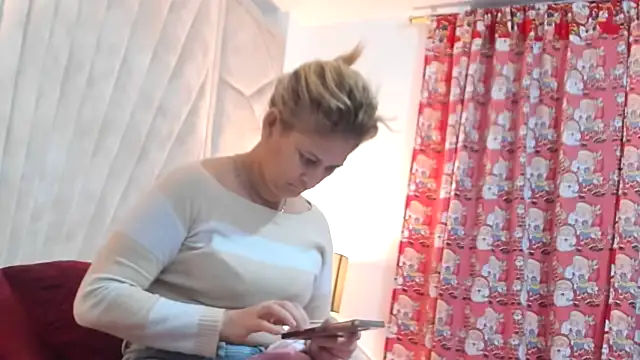 Jade squirtt online show from 3, 12, 2025