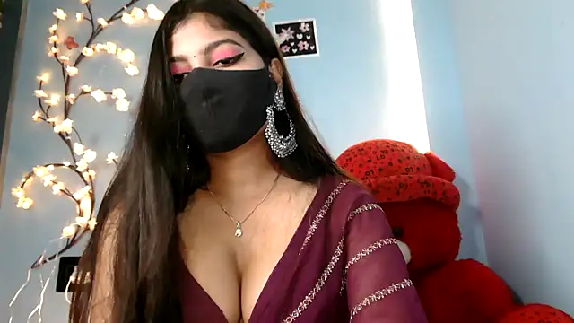 Snapshot of Reena_Singh53 chatting on 21, 9, 2025 Reena Singh53 online show from 21, 9, 2025