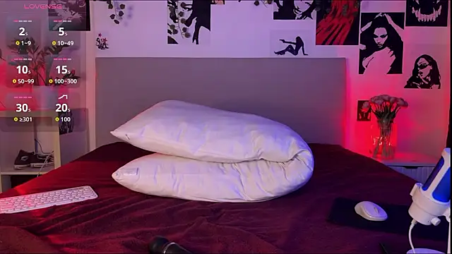 Lisa Moones online show from 12, 2, 2026