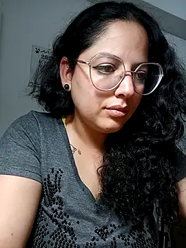 Snapshot of babyluna939 chatting on 12, 4, 2026 babyluna939 online show from 12, 4, 2026