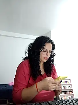 Snapshot of babyluna939 chatting on 25, 4, 2026 babyluna939 online show from 25, 4, 2026