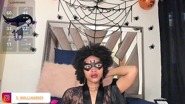 Snapshot of sara_williams01 chatting on 30, 10, 2025 sara williams01 online show from 30, 10, 2025