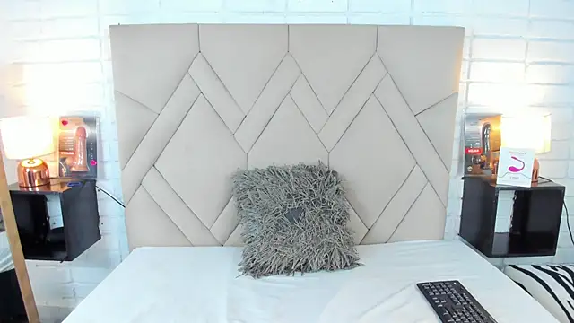 Snapshot of Isis_Osman chatting on 26, 1, 2025 Isis Osman online show from 26, 1, 2025