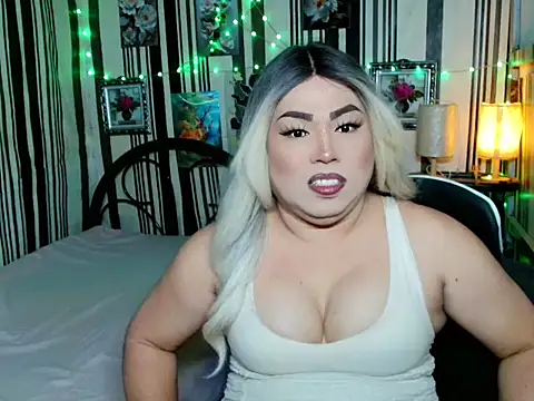 Snapshot of Reginex chatting on 3, 3, 2026 Reginex online show from 3, 3, 2026