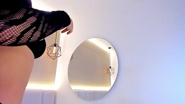 Snapshot of valerysantos_ chatting on 26, 3, 2026 valerysantos online show from 26, 3, 2026