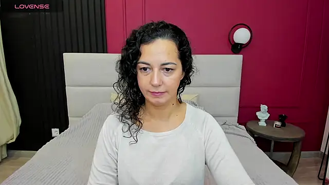 Linda Insatiable online show from 13, 10, 2025