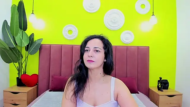 Linda Insatiable online show from 15, 5, 2026